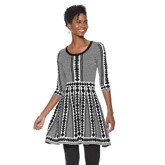 Nina Leonard Dresses & Skirts - Nina Leonard Black White Geometric Print Sweater Dress NWT Size Large